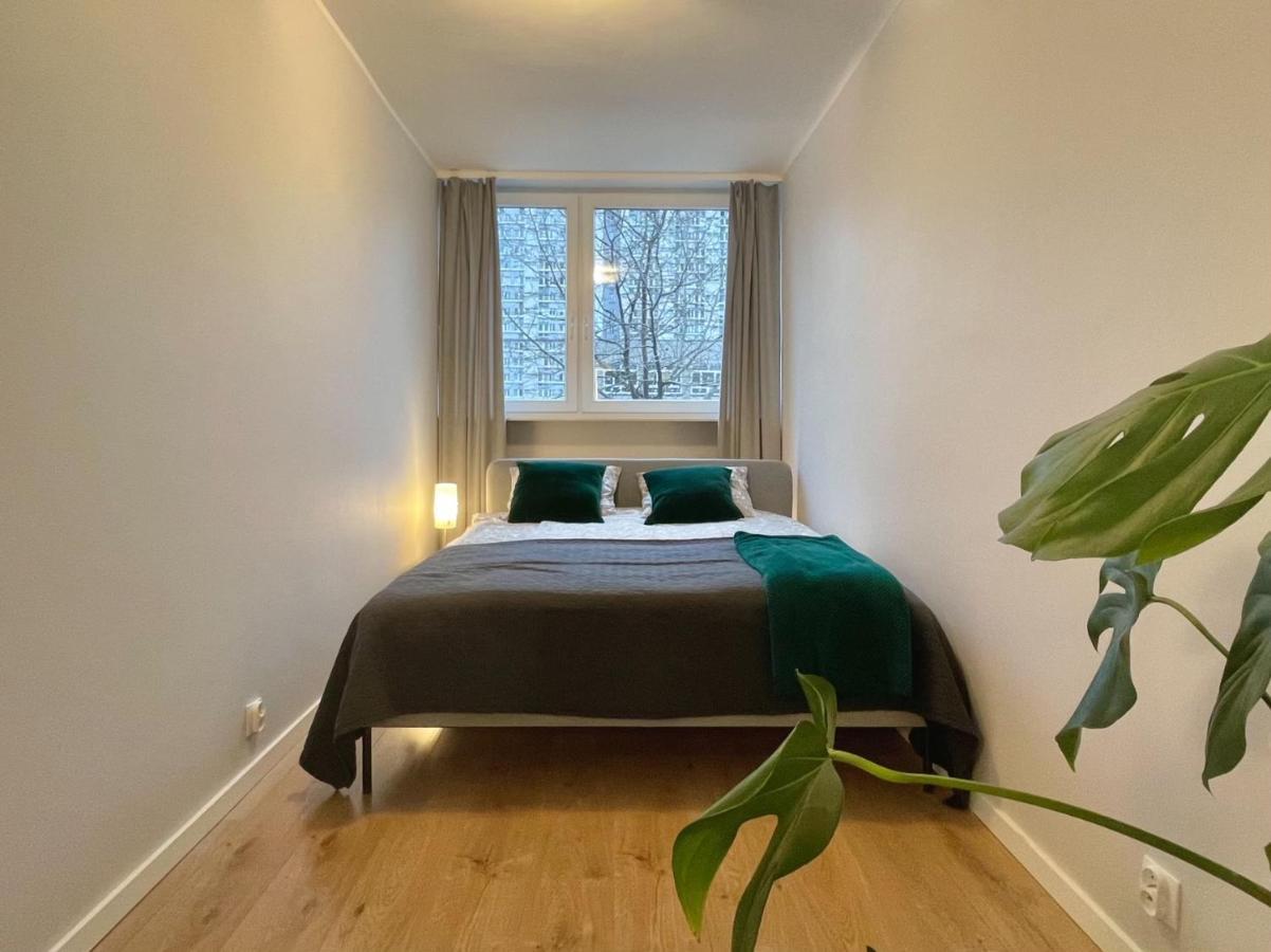 Apartament Przy Atrium, Stacja Metra Rondo Onz وارسو المظهر الخارجي الصورة